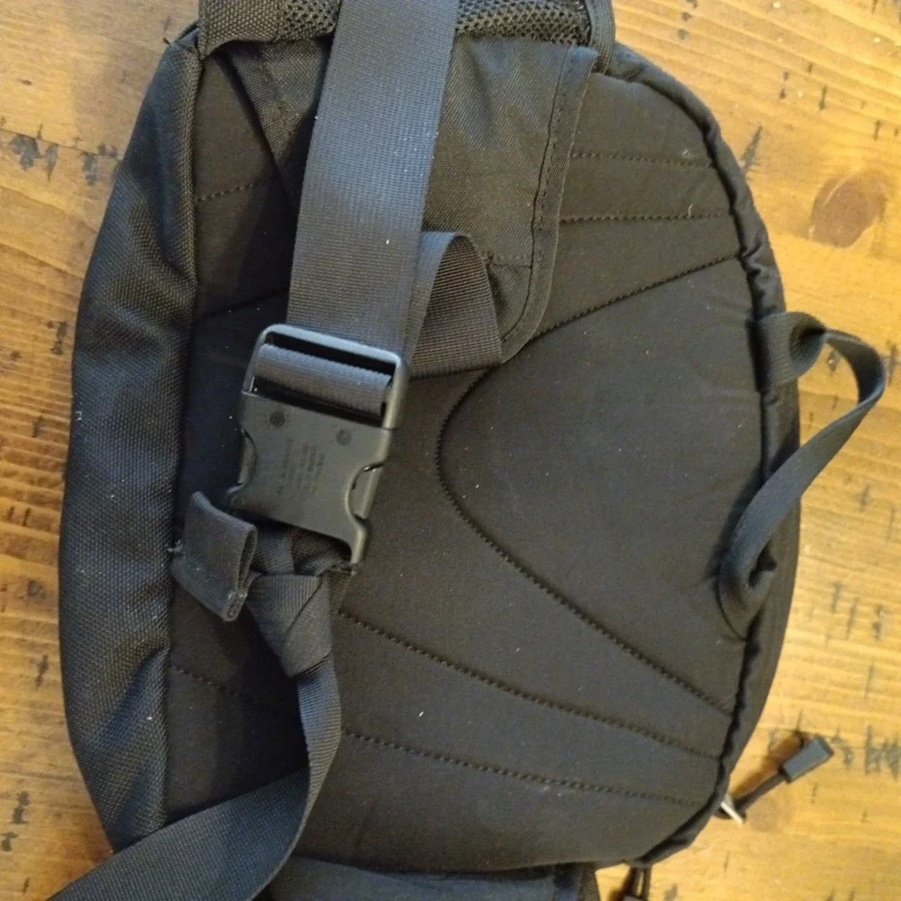 The North Face Kanga Waist Pack Black Hiking Fanny Pack Travel Bag s9